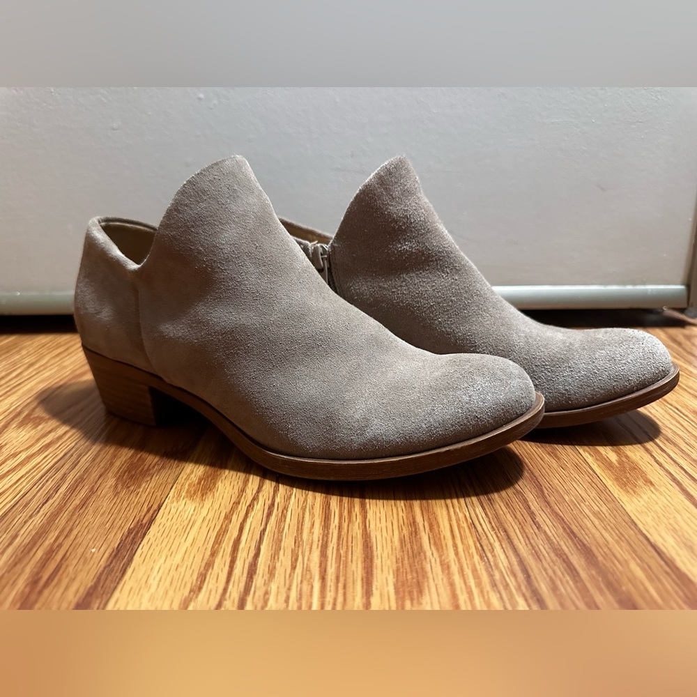LUCKY BRAND - Heeled ankle boots, approx. 1.5", leather upper, taupe, size 8